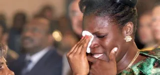 apres-laeroport-le-jeudi-17-juin-gbagbo-humilie-encore-simone